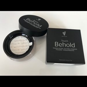 TOUCH BEHOLD translucent setting powder